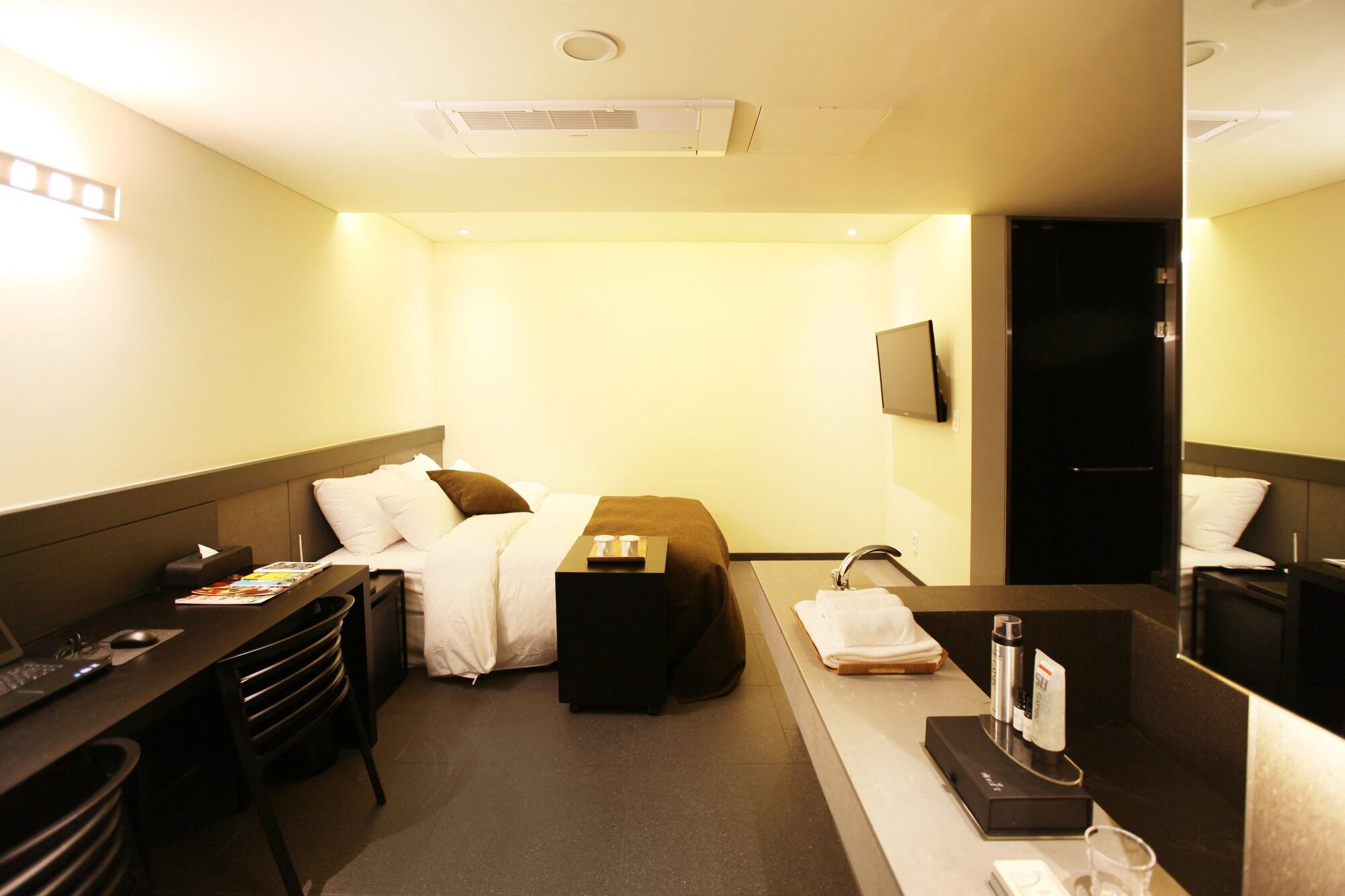 Hotel Vine Seongnam Exteriör bild